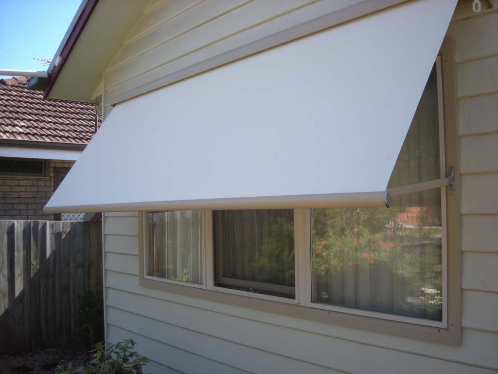 DROP-ARM-AWNING-6