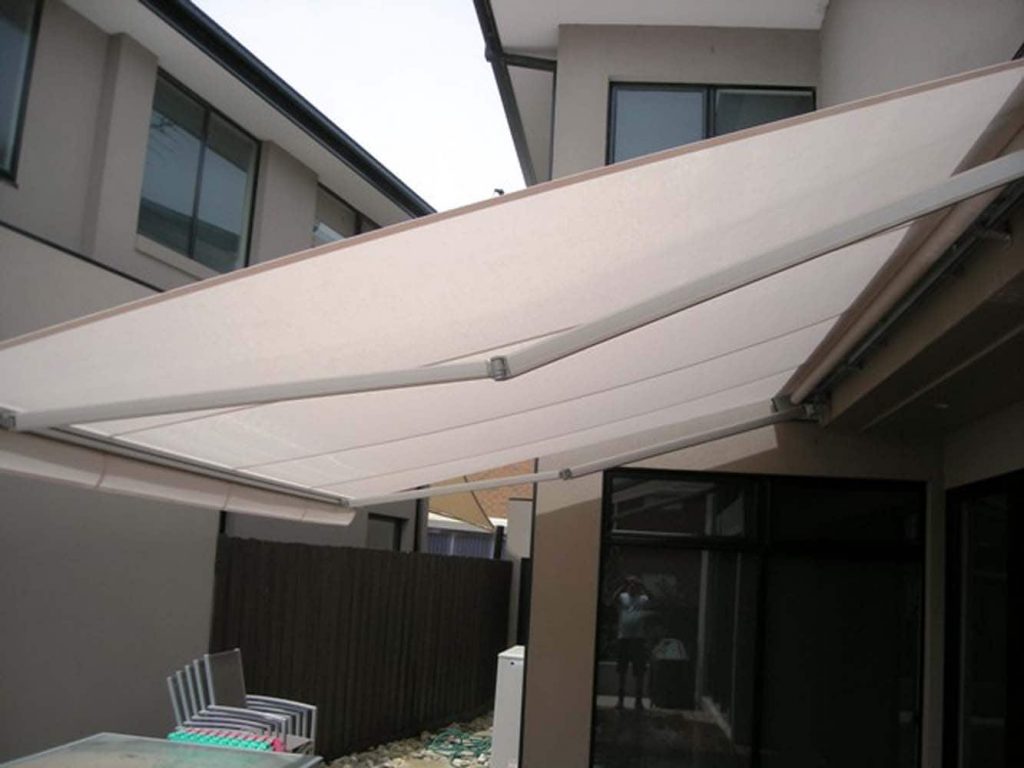 Retractable Awnings Melbourne | Retractable Roof Systems