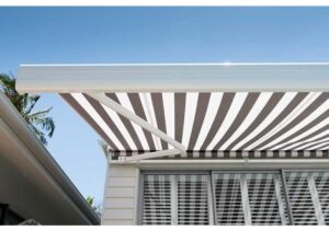 Global 2020 Semi-Cassette Folding Arm Awning