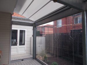 laval_7-9-16_3_ ZipTrak® Clear PVC Blind